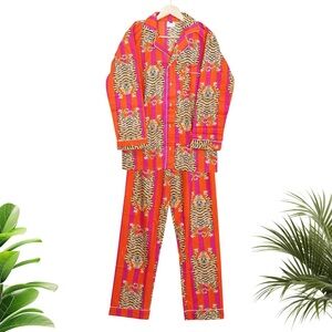 Brand new. Storage Remodeling Sale | Vibrant Tiger Print cotton Pajamas set